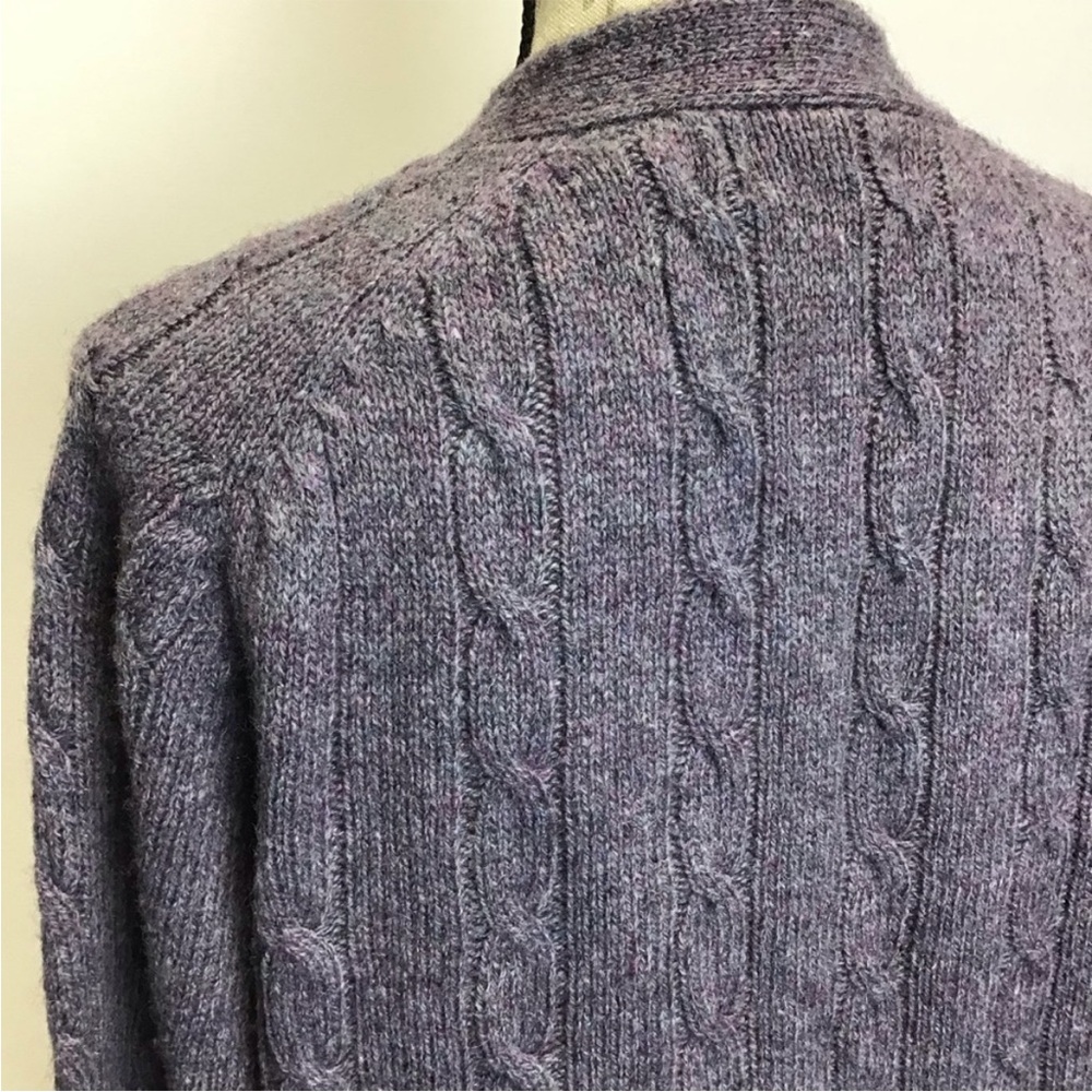 v i n t a g e ::
 classic sweater - Picture 7 of 7